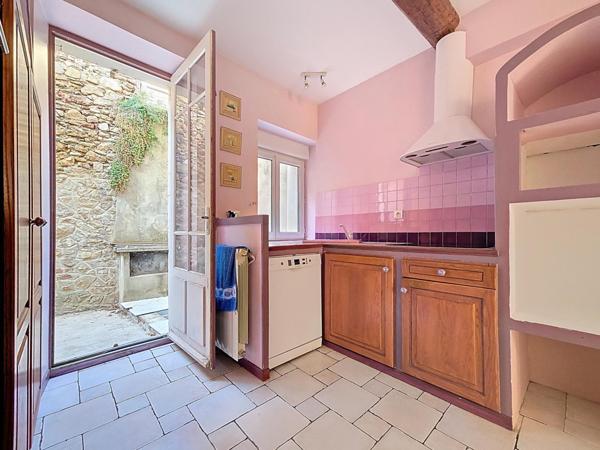 Maison de village polyvalente avec extérieur – 120 m² – Le Bousquet-d'Orb (34600)