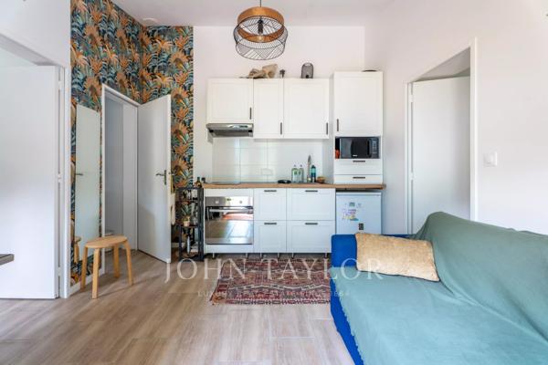 PARENTIS-EN-BORN - MAISON ET GÎTES - JOHN TAYLOR