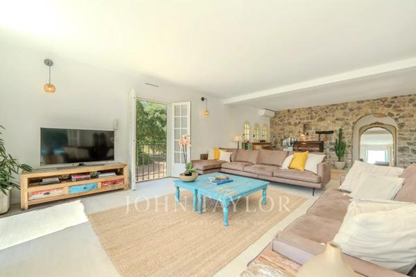 Peymeinade - Villa de charme provençale avec vue panoramique imprenable