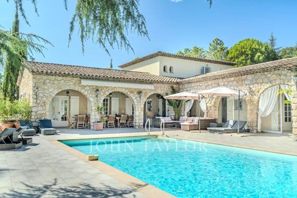 Peymeinade - Villa de charme provençale avec vue panoramique imprenable