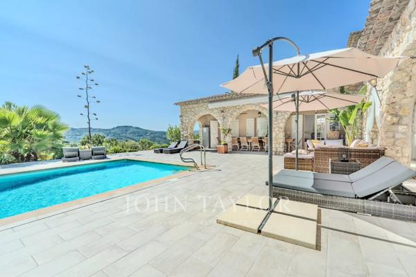 Peymeinade - Villa de charme provençale avec vue panoramique imprenable