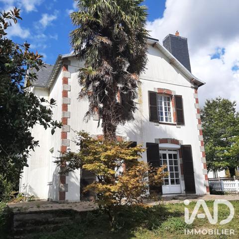 Maison à vendre 5 pièces 150 m² Carhaix-Plouguer