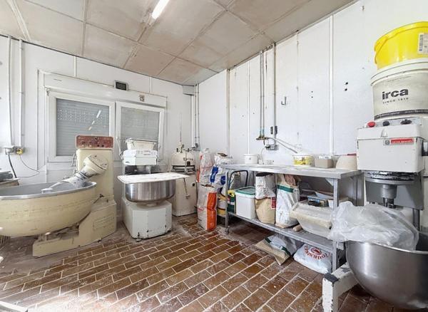 Boulangerie, fonds de commerce 220 m2 Coudekerque-Branche.