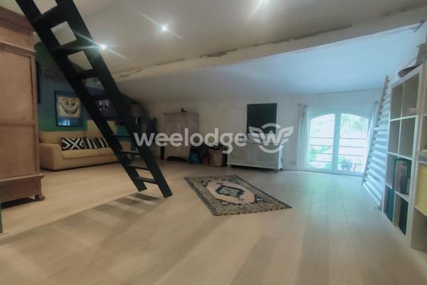 Maison à vendre 7 pièces de 354 m² à Saint-Rémy-de-Provence