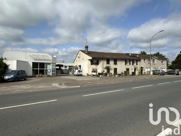 Immeuble à vendre 630 m² Sainte-Bazeille