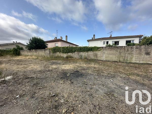 Immeuble à vendre 630 m² Sainte-Bazeille