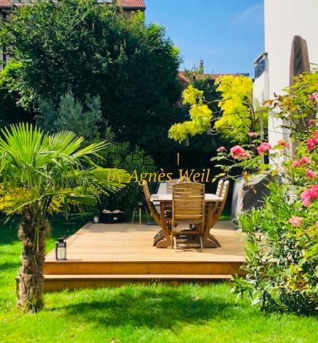 Cormeilles-en-Parisis (95240) CORMEILLES-EN-PARISIS - VIEUX VILLAGE - MAGNIFIQUE MAISON FAMILIALE 7 PIECES + JARDIN