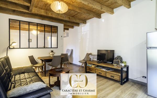 Sarlat-la-Canéda (24200) Sarlat centre. Propriété prestige. Maison principale + 4 gîtes indépendants.