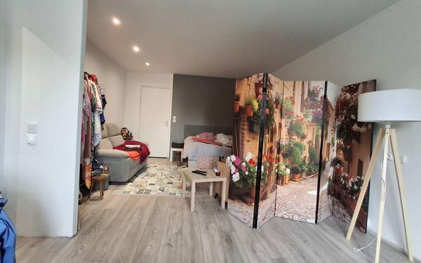 Appartement à louer    1 pièce • 30,30 m2 Noiseau