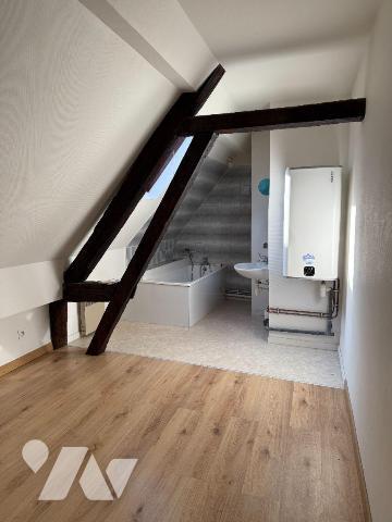 Duplex 3 Pièces ? 76 m² en Plein C?ur de Troyes

Idéalement situé à deux pas de la rue Emile ...