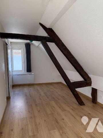 Duplex 3 Pièces ? 76 m² en Plein C?ur de Troyes

Idéalement situé à deux pas de la rue Emile ...