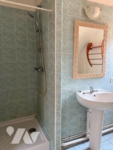 Duplex 3 Pièces ? 76 m² en Plein C?ur de Troyes

Idéalement situé à deux pas de la rue Emile ...