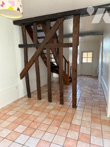 Duplex 3 Pièces ? 76 m² en Plein C?ur de Troyes

Idéalement situé à deux pas de la rue Emile ...