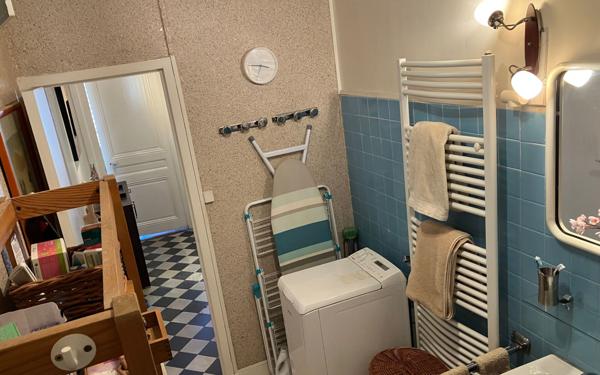 Appartement à vendre    2 pièces • 63 m2 Lyon 5