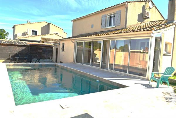 Maison à vendre 5 pièces 117 m² Aimargues