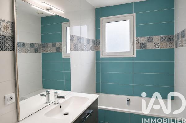 Maison à vendre 5 pièces 117 m² Aimargues