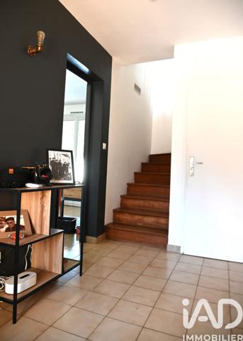 Maison à vendre 5 pièces 117 m² Aimargues