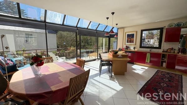 Maison de 206 m² à Saint-Goustan avec maisonnette d'invités attenante