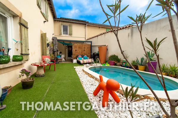 Sorgues (84700) Sorgues - Ensemble immobilier de 156 m2 avec piscine et studio