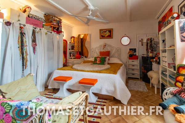 Sorgues (84700) Sorgues - Ensemble immobilier de 156 m2 avec piscine et studio