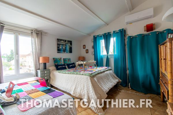 Sorgues (84700) Sorgues - Ensemble immobilier de 156 m2 avec piscine et studio