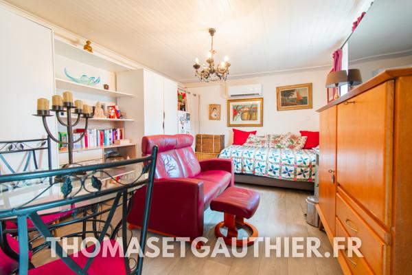 Sorgues (84700) Sorgues - Ensemble immobilier de 156 m2 avec piscine et studio