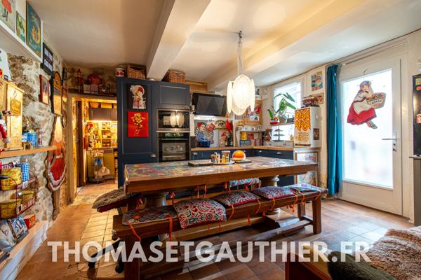 Sorgues (84700) Sorgues - Ensemble immobilier de 156 m2 avec piscine et studio