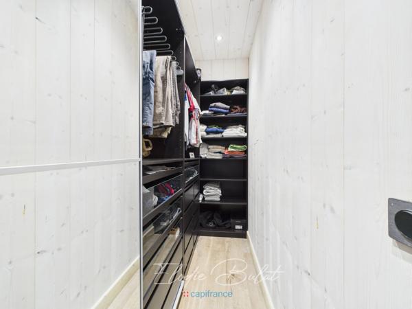 Maison familiale avec piscine, jacuzzi, dépendance de 70 m² et vaste sous-sol