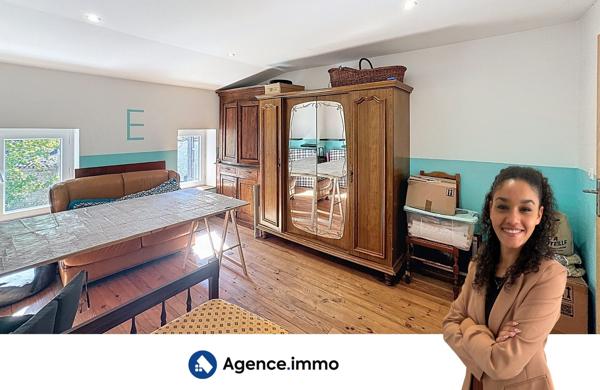 À vendre - Maison de campagne, 5 pièces situé à Saint-Aubin-de-Blaye (33820)