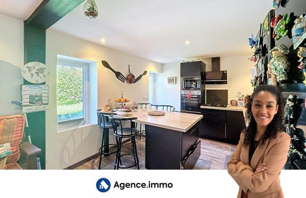À vendre - Maison de campagne, 5 pièces situé à Saint-Aubin-de-Blaye (33820)