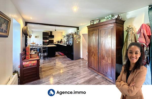 À vendre - Maison de campagne, 5 pièces situé à Saint-Aubin-de-Blaye (33820)
