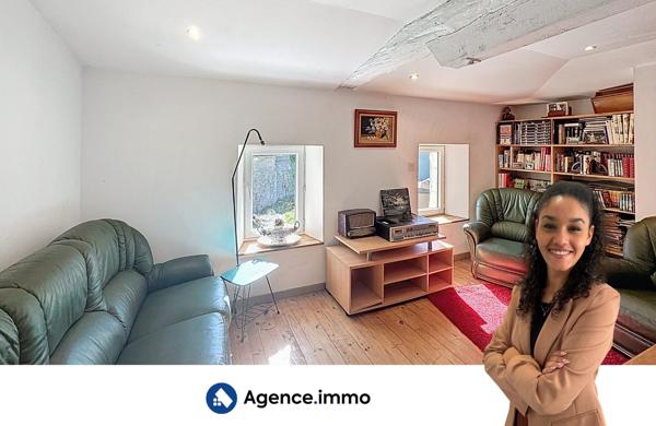 À vendre - Maison de campagne, 5 pièces situé à Saint-Aubin-de-Blaye (33820)