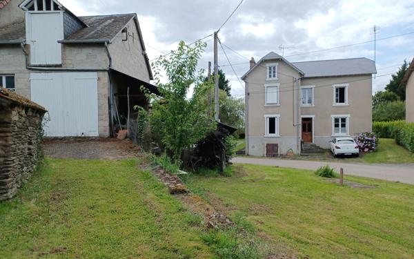 Maison à vendre    4 pièces •  Azerables