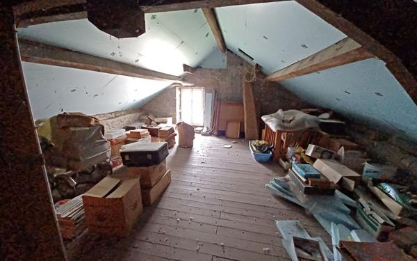 Maison à vendre    4 pièces •  Azerables