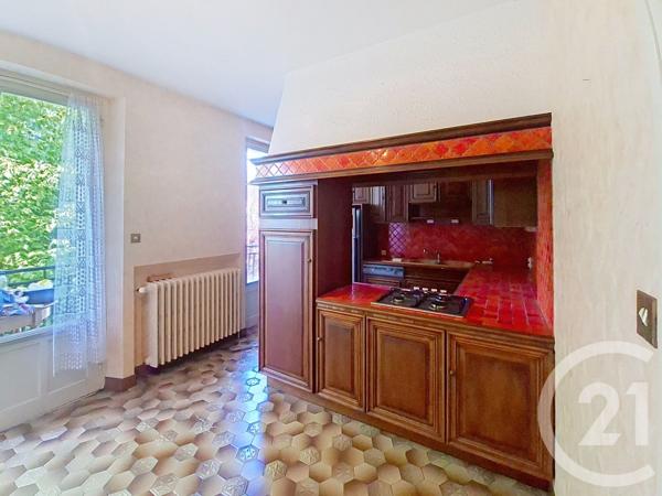 Maison à vendre  6 pièces - 142 m 2   SOYAUX  - 16