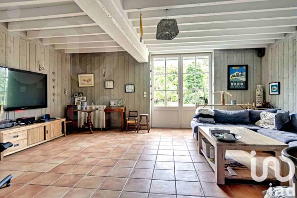 Maison à vendre 11 pièces 357 m² Soussans