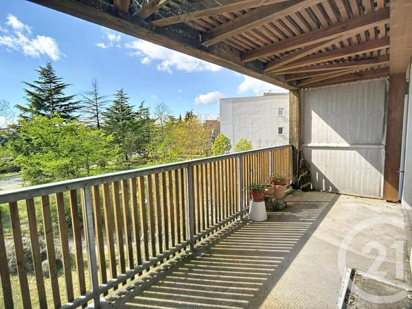 Appartement F3 à vendre  3 pièces - 66 m 2   GRADIGNAN  - 33