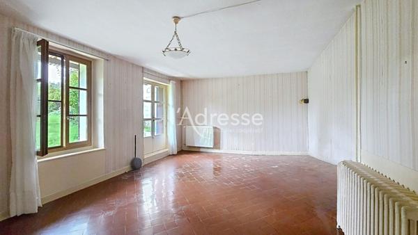 À Vendre - Maison avec fort potentiel sur 1 545 m² de terrain - Fontaine-Fourches (77)