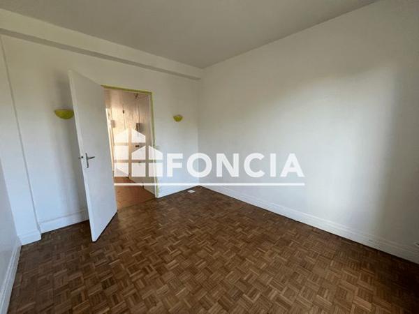 Location Appartement 3 pièces 62.3 m² - SQUARE DARLINGTON Amiens 80000