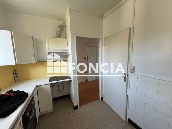 Location Appartement 3 pièces 62.3 m² - SQUARE DARLINGTON Amiens 80000