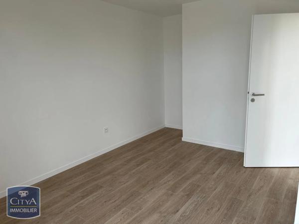 Appartement à louer 2 pièces 41.2m² Creil (60100)