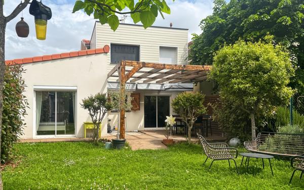 Maison à vendre    5 pièces •  Toulouse