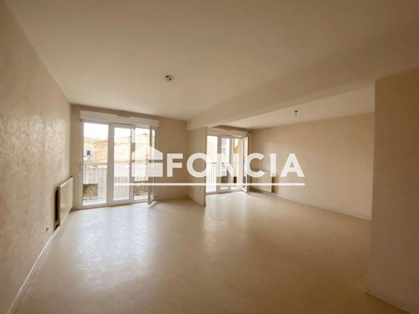 Location Appartement 3 pièces 96.04 m² - 21 RUE DURANTON Agen 47000
