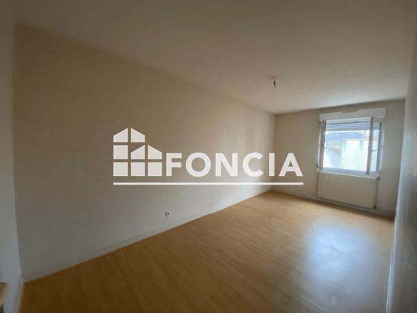 Location Appartement 3 pièces 96.04 m² - 21 RUE DURANTON Agen 47000