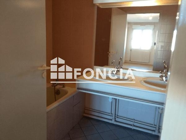 Location Appartement 3 pièces 96.04 m² - 21 RUE DURANTON Agen 47000