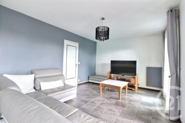 Appartement F5 à vendre  5 pièces - 95,78 m2 TREMBLAY EN FRANCE - 93