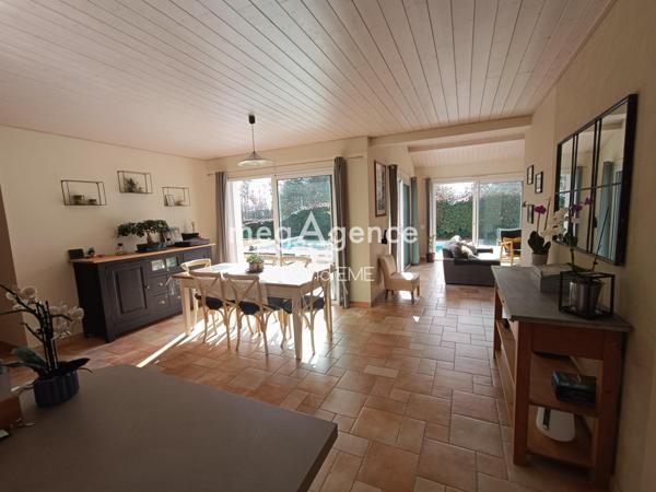 Maison à Aizenay, 85190 - 6 pièces 147m²