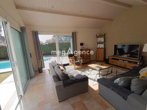Maison à Aizenay, 85190 - 6 pièces 147m²