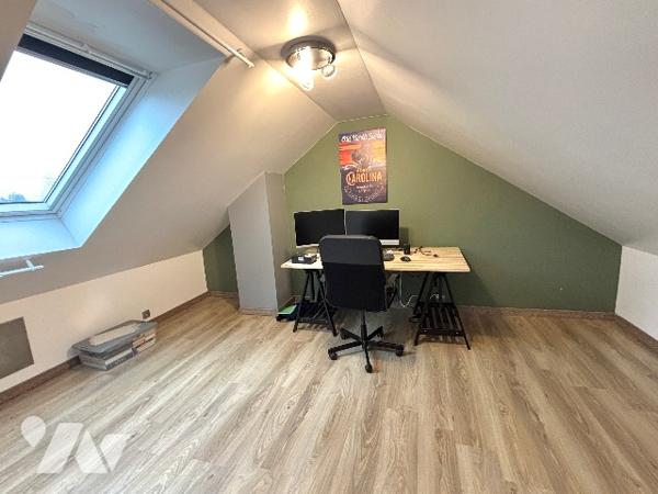 AU CŒUR D’UN VILLAGE DE LA BEAUCE  ALNELOISE
MAISON 6 PIECES 140m² UTILISABLES SUR 879m² CLOS