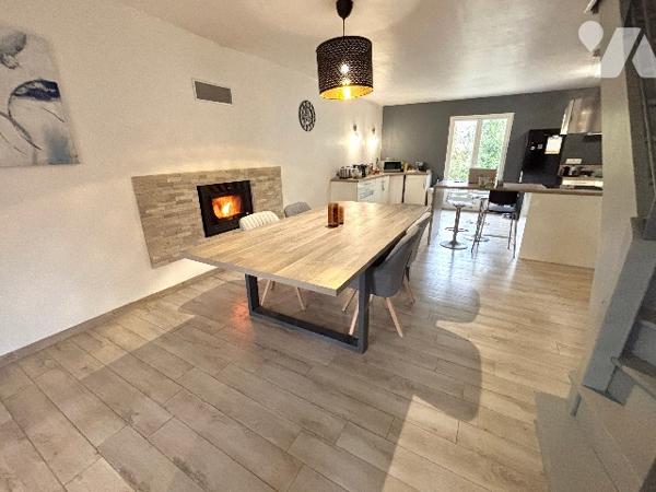 AU CŒUR D’UN VILLAGE DE LA BEAUCE  ALNELOISE
MAISON 6 PIECES 140m² UTILISABLES SUR 879m² CLOS